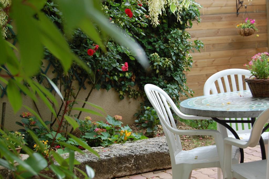 Bed and Breakfast Couette Et Cafe Creme Le Coudray Habitación foto