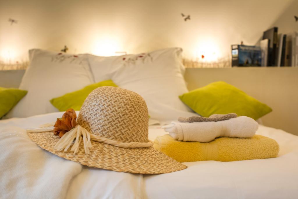 Bed and Breakfast Couette Et Cafe Creme Le Coudray Habitación foto