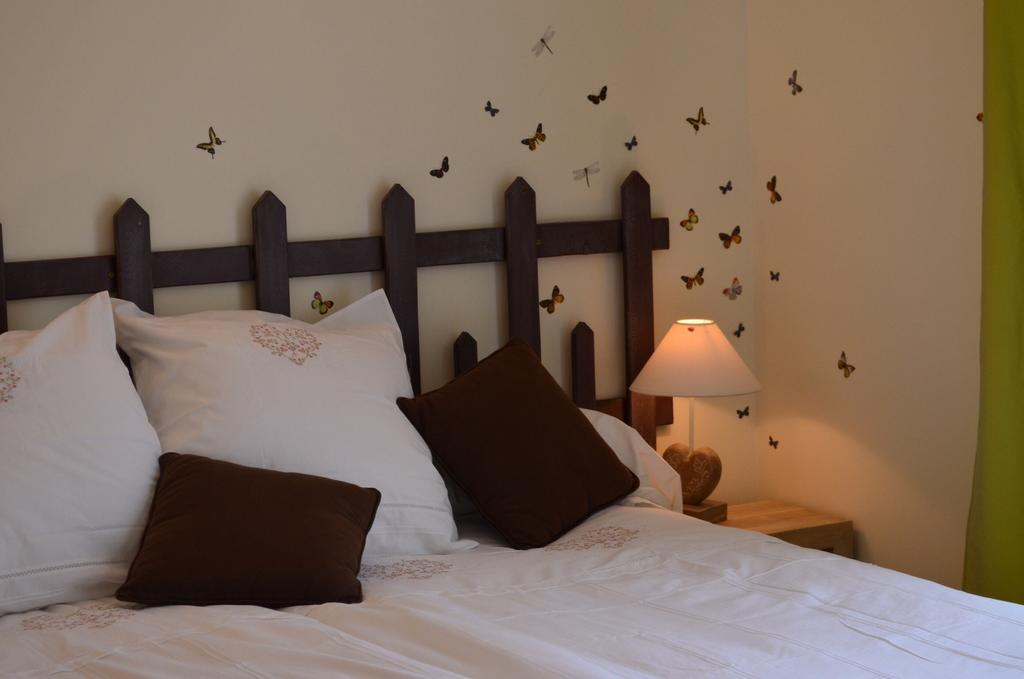 Bed and Breakfast Couette Et Cafe Creme Le Coudray Habitación foto